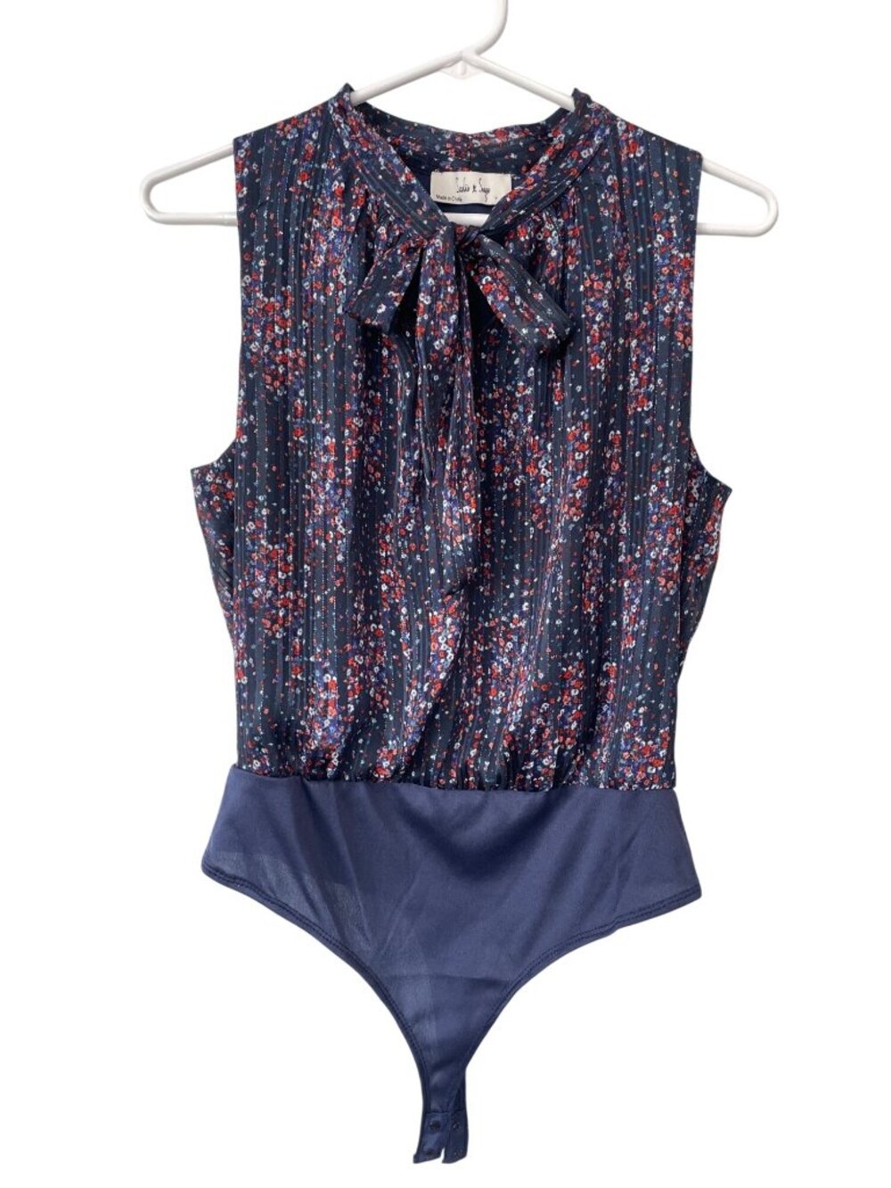 Sadie & Sage Bodysuit Small Floral Keyhole Tie Neck Sleeveless Pintuck Bohemian